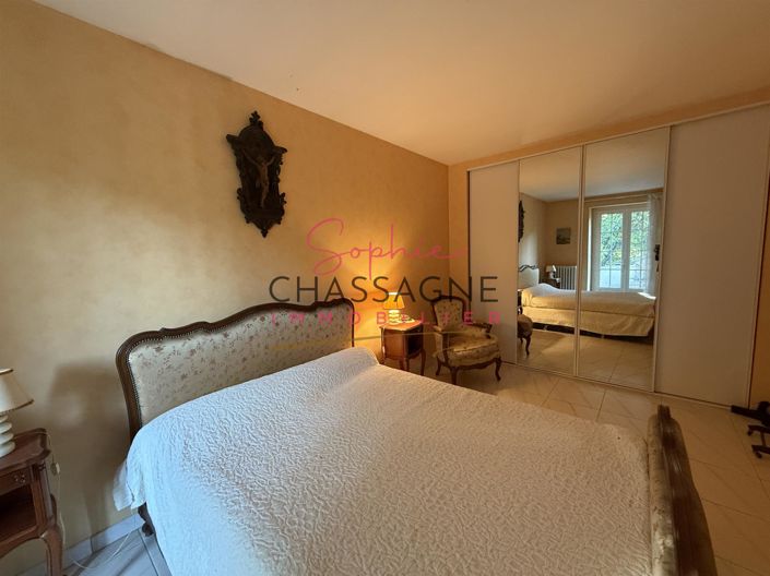 Image No.11-2 Bed House for sale