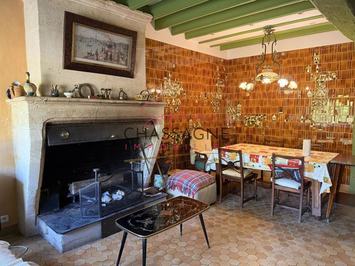 Image No.8-2 Bed House for sale