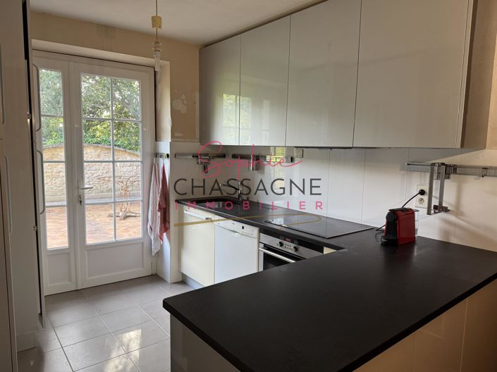 Image No.9-2 Bed House for sale