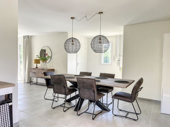 Image No.4-3 Bed House for sale