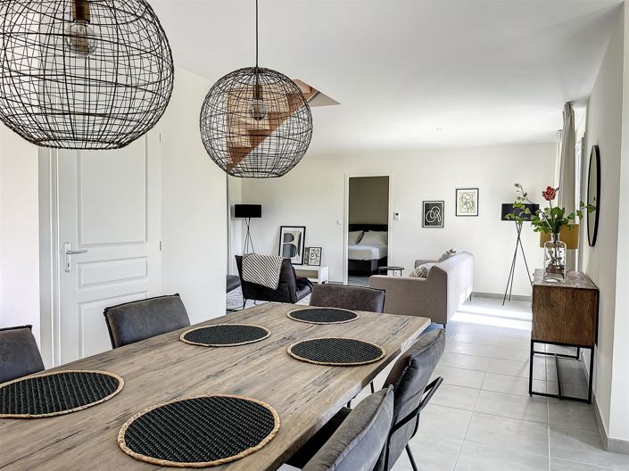 Image No.5-3 Bed House for sale