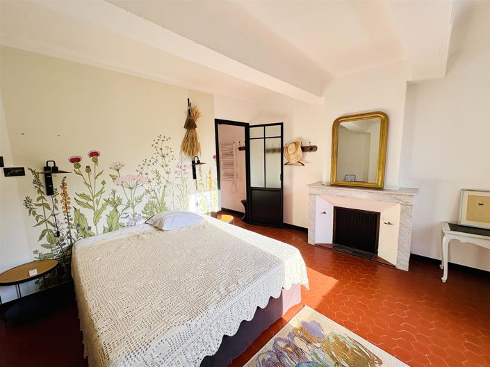 Image No.14-9 Bed House for sale