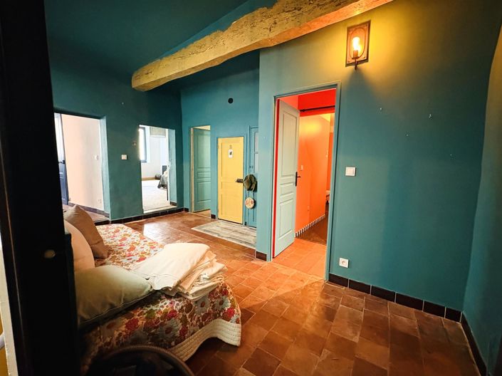 Image No.22-9 Bed House for sale