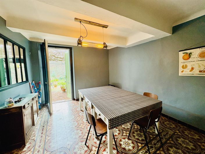 Image No.23-9 Bed House for sale