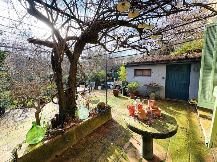 Image No.3-9 Bed House for sale