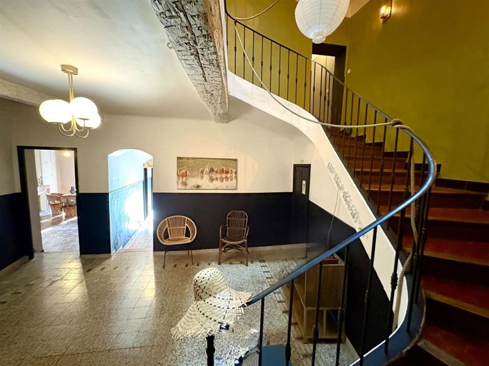 Image No.4-9 Bed House for sale