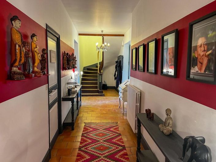 Image No.6-7 Bed House for sale