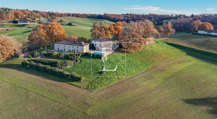 Image No.2-Propriété de 6 chambres à vendre à Puygaillard-de-Quercy