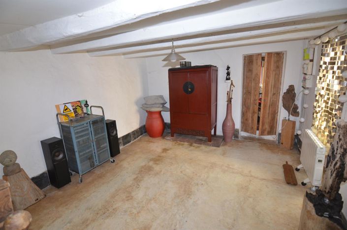 Image No.9-2 Bed House for sale