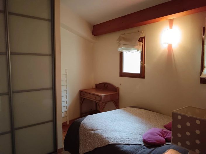 Image No.18-3 Bed House for sale