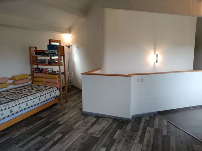 Image No.23-3 Bed House for sale