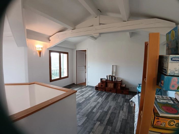 Image No.29-3 Bed House for sale