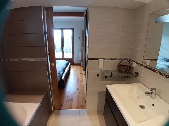 Image No.34-3 Bed House for sale