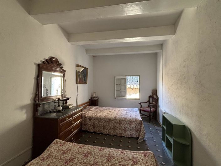 Image No.7-3 Bed House for sale