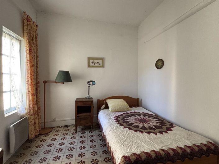 Image No.9-3 Bed House for sale