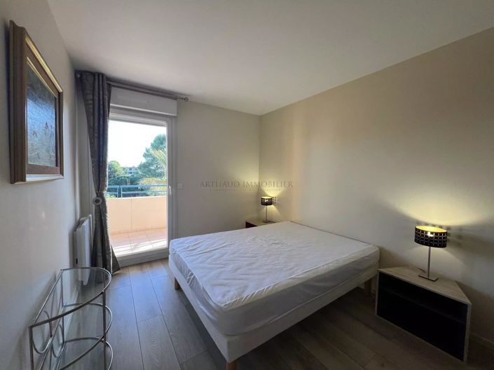 Image No.13-2 Bed Apartment for sale