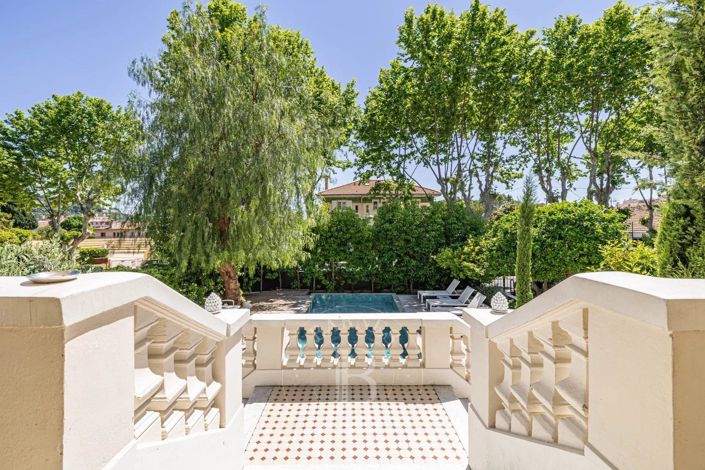 Image No.12-5 Bed House for sale