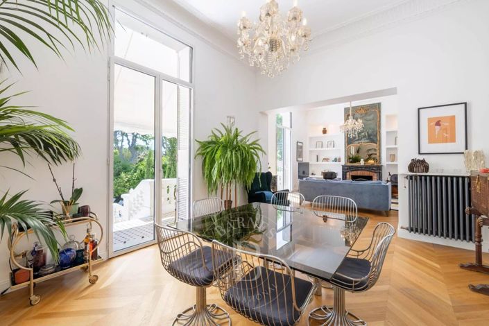 Image No.9-5 Bed House for sale