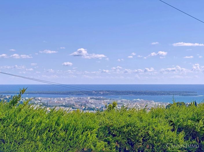 Image No.2-5 Bed House for sale