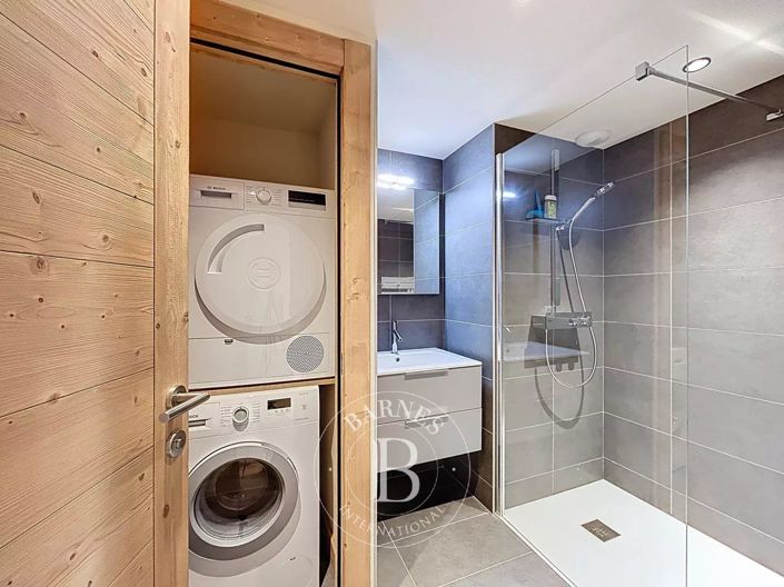 Image No.10-3 Bed Apartment for sale