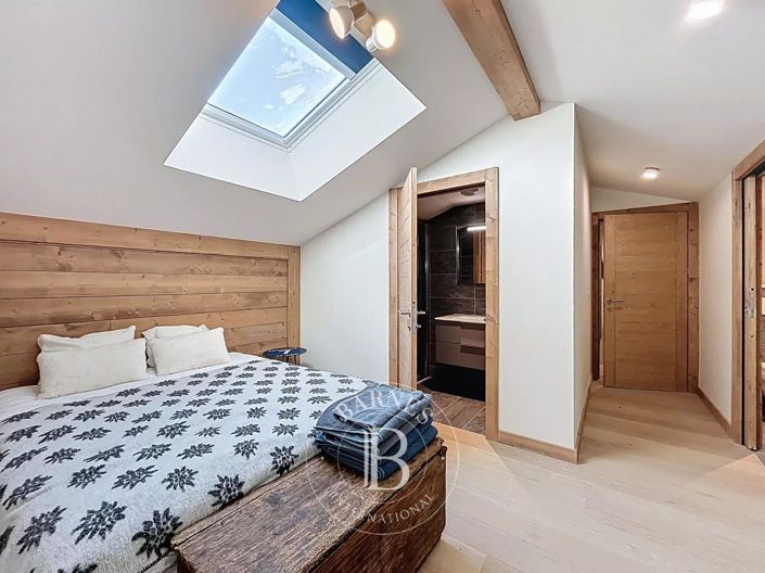 Image No.22-3 Bed Apartment for sale