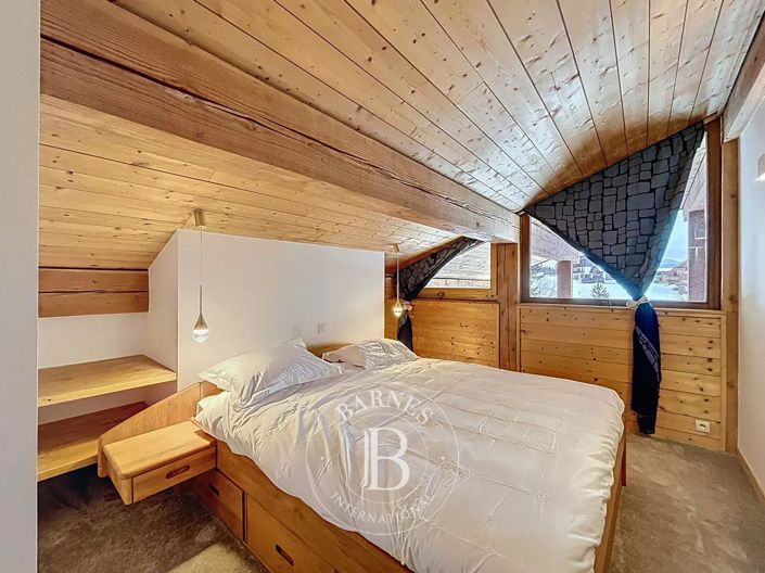 Image No.18-5 Bed Apartment for sale