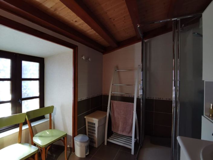 Image No.12-4 Bed House for sale