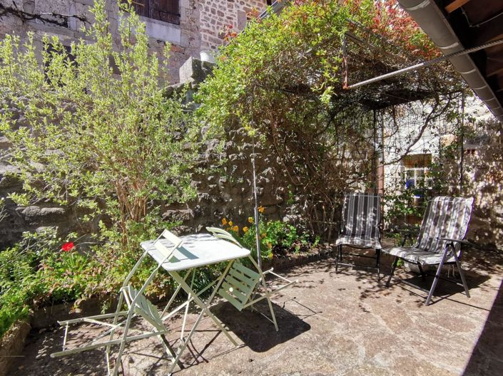 Image No.2-4 Bed House for sale