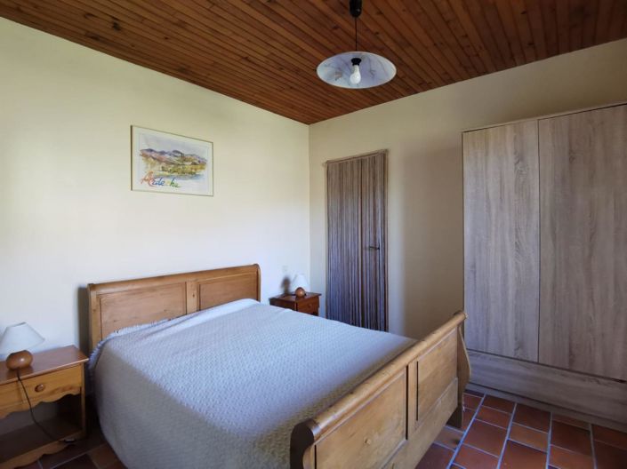 Image No.7-4 Bed House for sale