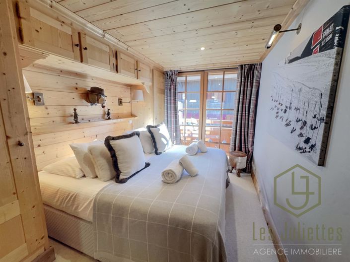 Image No.12-5 Bed Apartment for sale