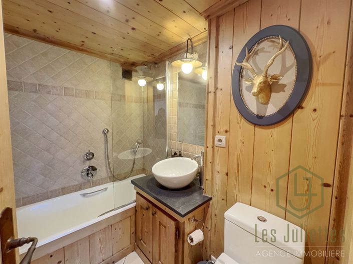 Image No.12-5 Bed Apartment for sale