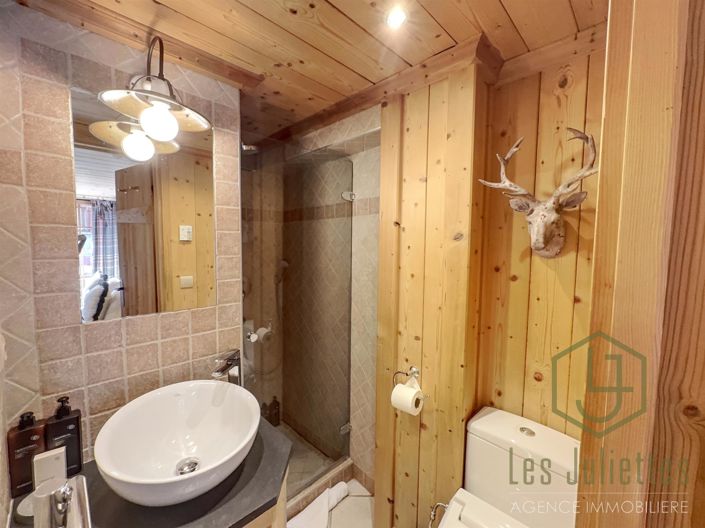 Image No.15-5 Bed Apartment for sale