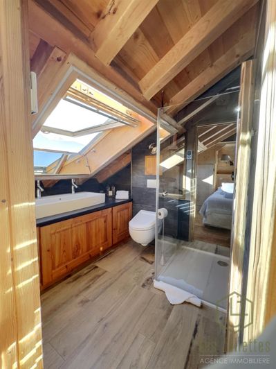 Image No.18-5 Bed Apartment for sale