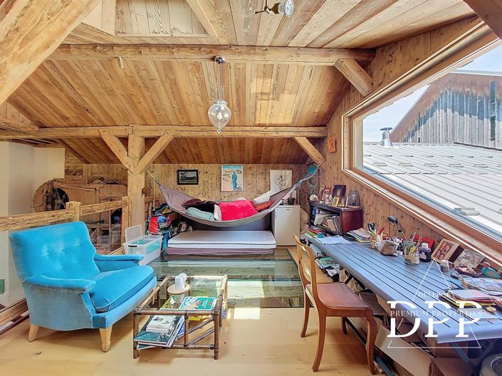 Image No.7-7 Bed House for sale