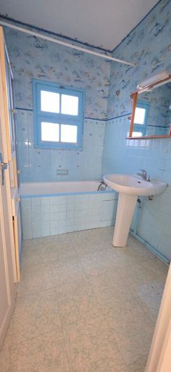 Image No.12-3 Bed House for sale