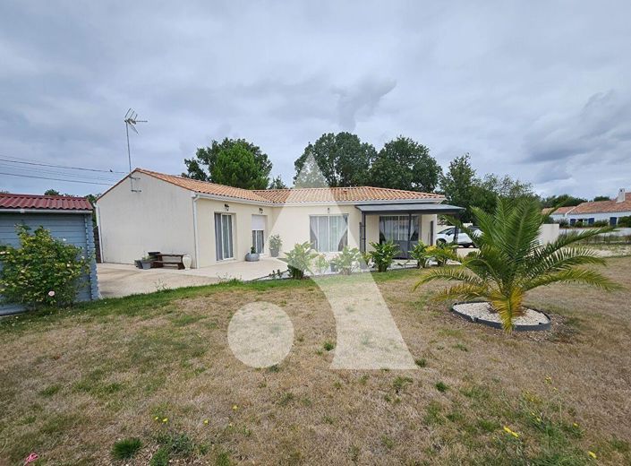 Image No.15-3 Bed House for sale