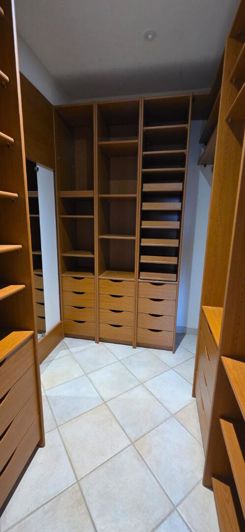 Image No.12-4 Bed House for sale