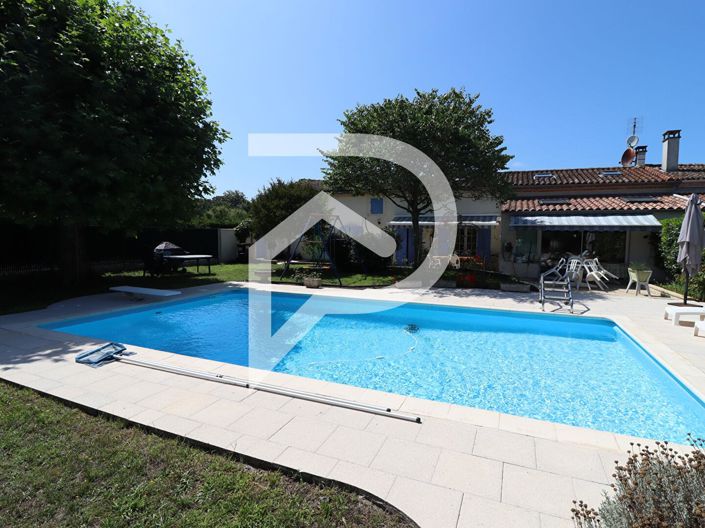 Image No.4-4 Bed House for sale