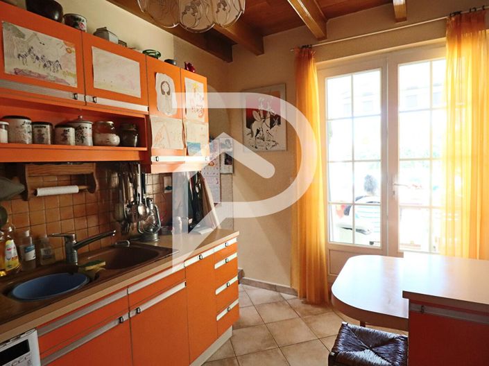 Image No.7-4 Bed House for sale