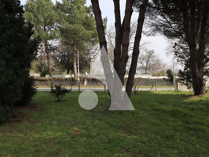 Image No.2-3 Bed House for sale