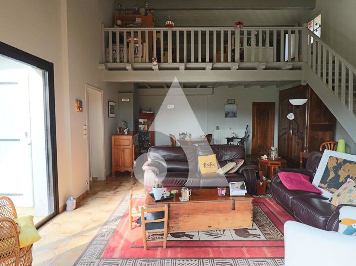 Image No.9-3 Bed House for sale