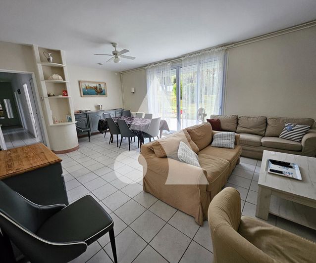 Image No.10-4 Bed House for sale