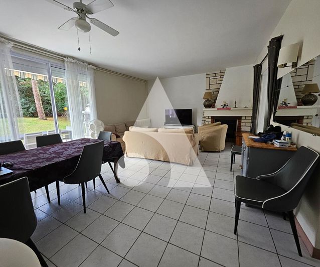 Image No.3-4 Bed House for sale