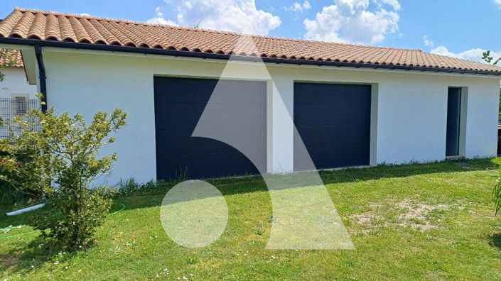 Image No.13-3 Bed House for sale