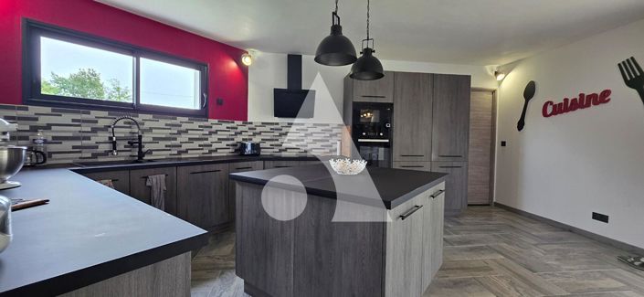 Image No.4-3 Bed House for sale