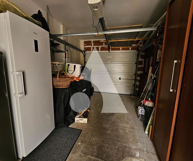 Image No.14-3 Bed House for sale