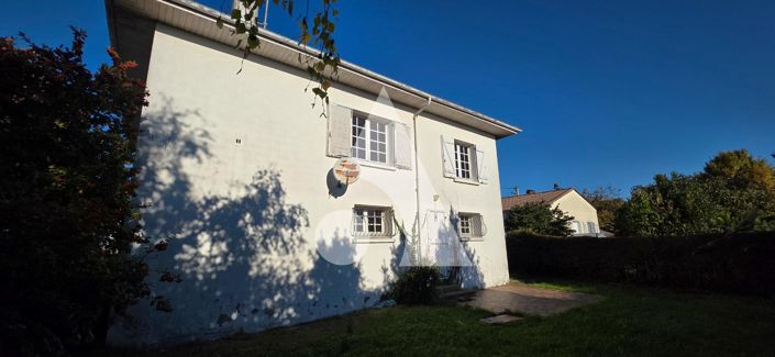 Image No.9-3 Bed House for sale