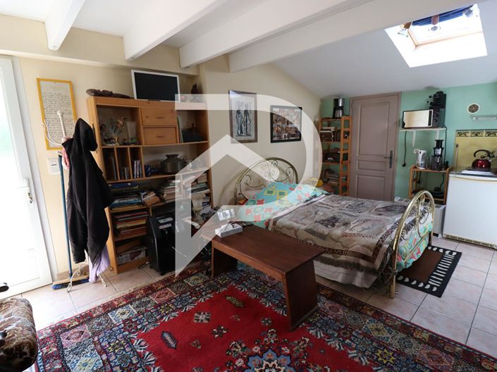 Image No.14-4 Bed House for sale