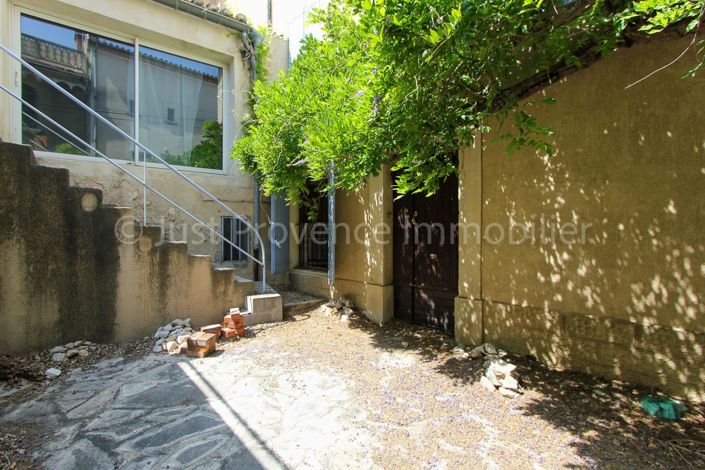 Image No.2-3 Bed House for sale