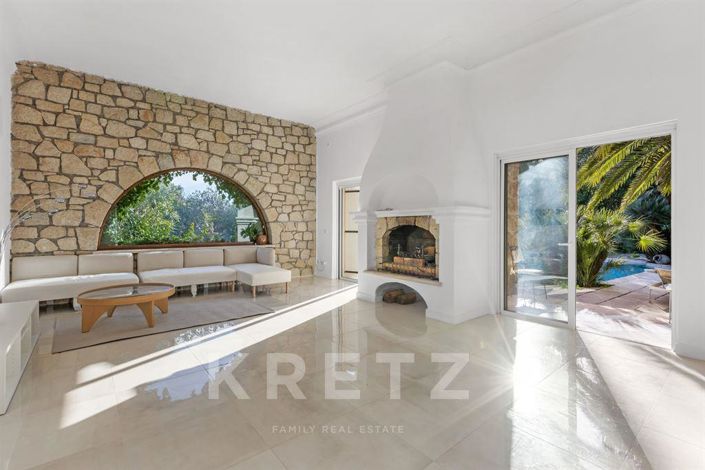 Image No.7-4 Bed Property for sale